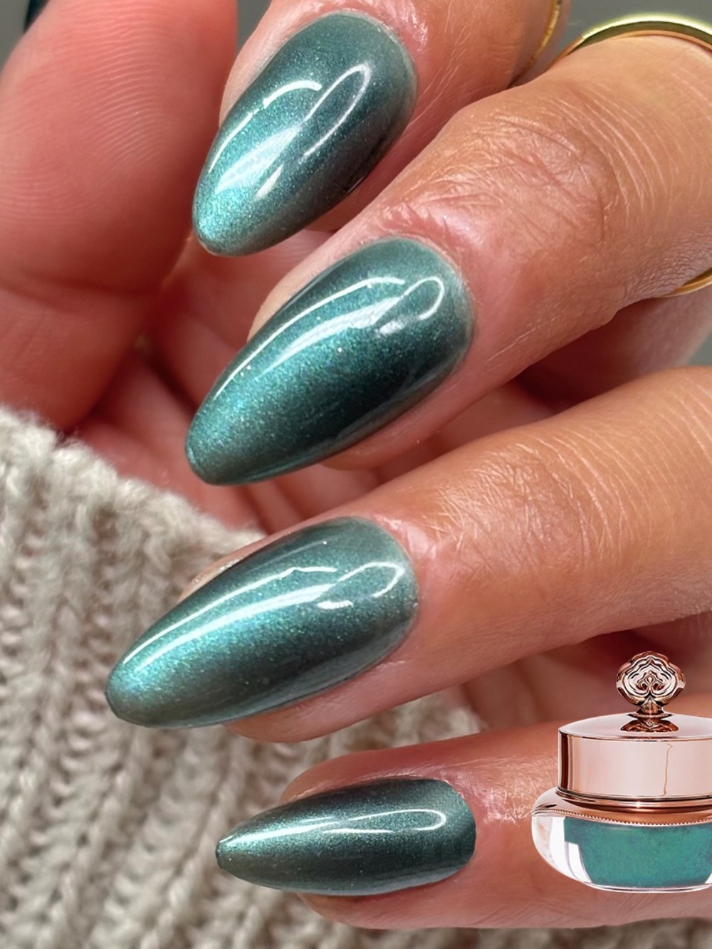 New Sealed  Sistaco Mineral Bond Forest Green - Classic Nail Powder